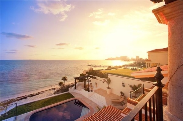 Cancun Beach Villa Vacation
